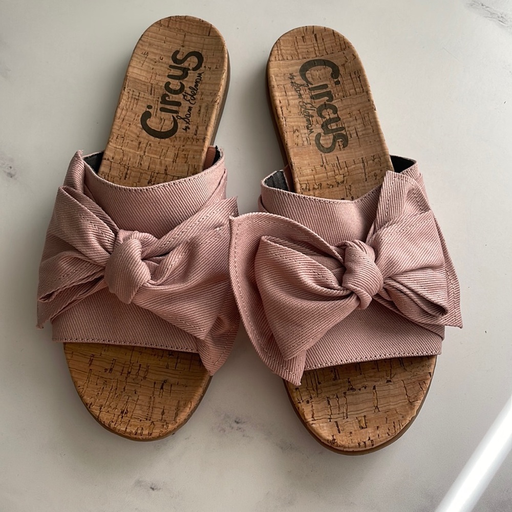 Circus by Sam Edelman Nicola Heirloom Rose